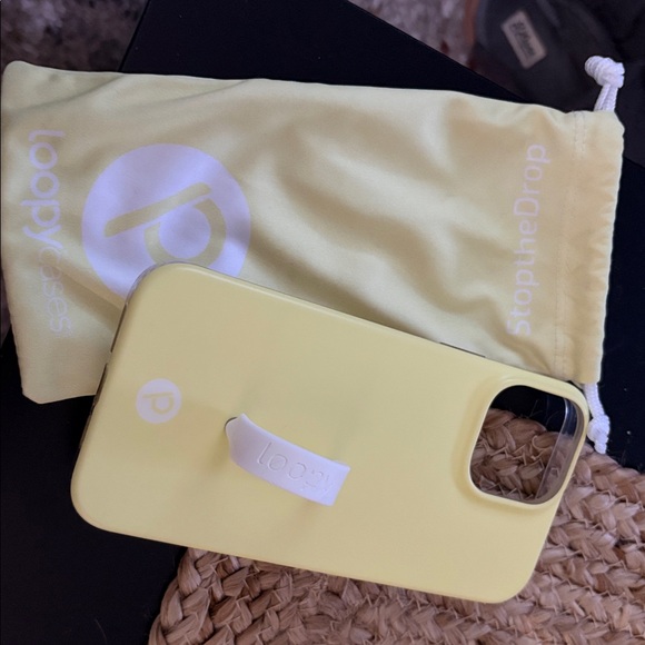 LoopyCases Yellow iPhone pro max 13 case - Picture 1 of 3
